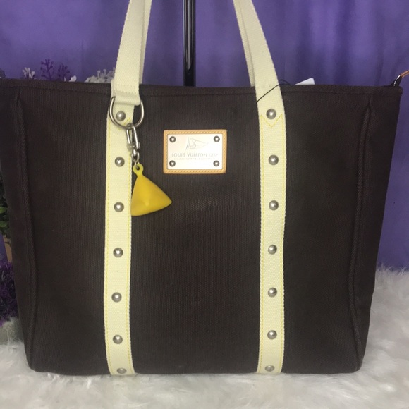 Louis Vuitton Antigua Cabas - Picture 7 of 17